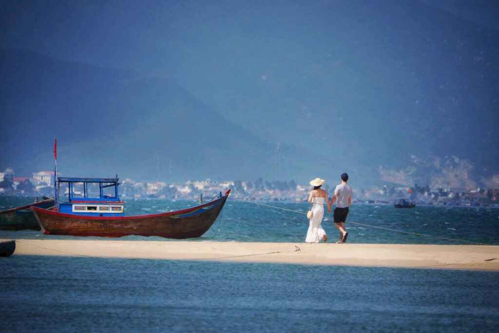 Tour Điệp Sơn